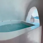 Apartament Lioyerma Cave With Private Outdoor Hot Tub