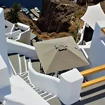 Апартаменты Lioyerma Cave With Private Outdoor Hot Tub