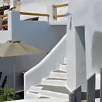 Apartament Lioyerma Cave With Private Outdoor Hot Tub Oia
