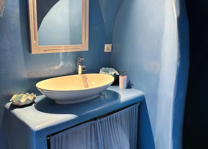 Lioyerma Cave With Private Outdoor Hot Tub Apartman *