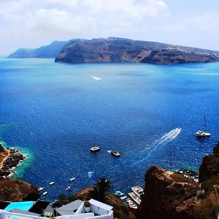 Lioyerma Cave With Private Outdoor Hot Tub *